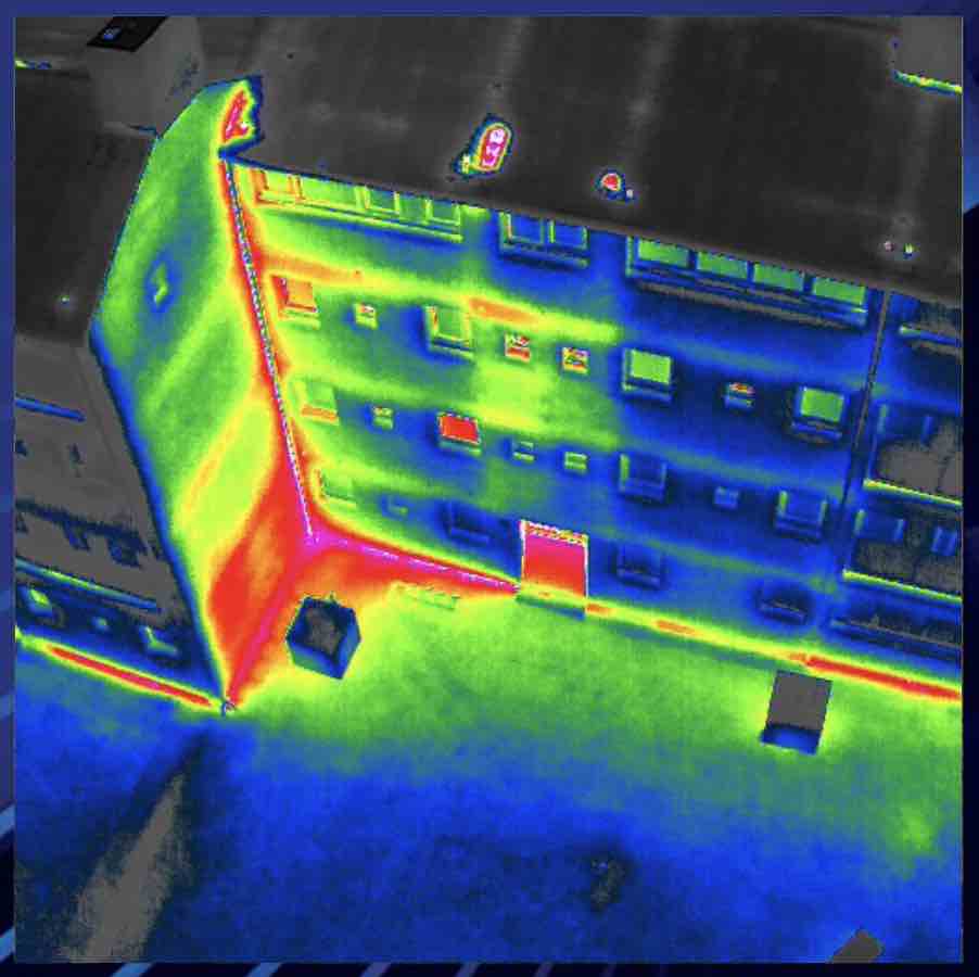 Notre agence AED drone Vannes (Morbihan), analyse de déperdition énergétique