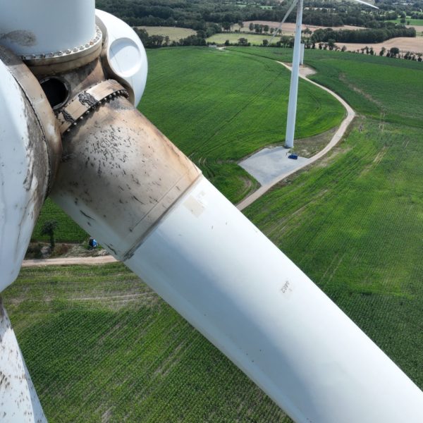 Inspection éolienne par drone