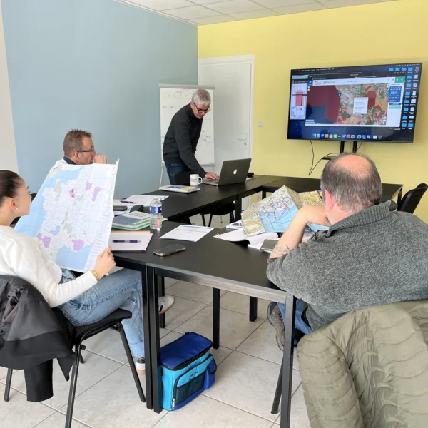 Pourquoi se former au pilotage de drone en catégorie spécifique