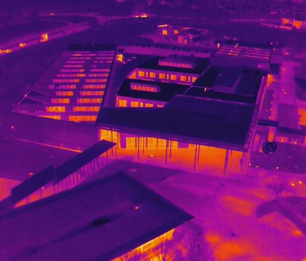 Thermographie : étude de déperdition énergétique par drone