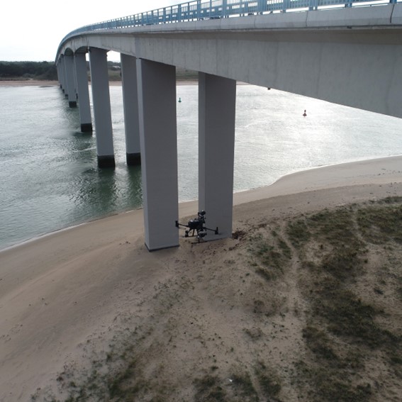 Inspection technique de pont par drone